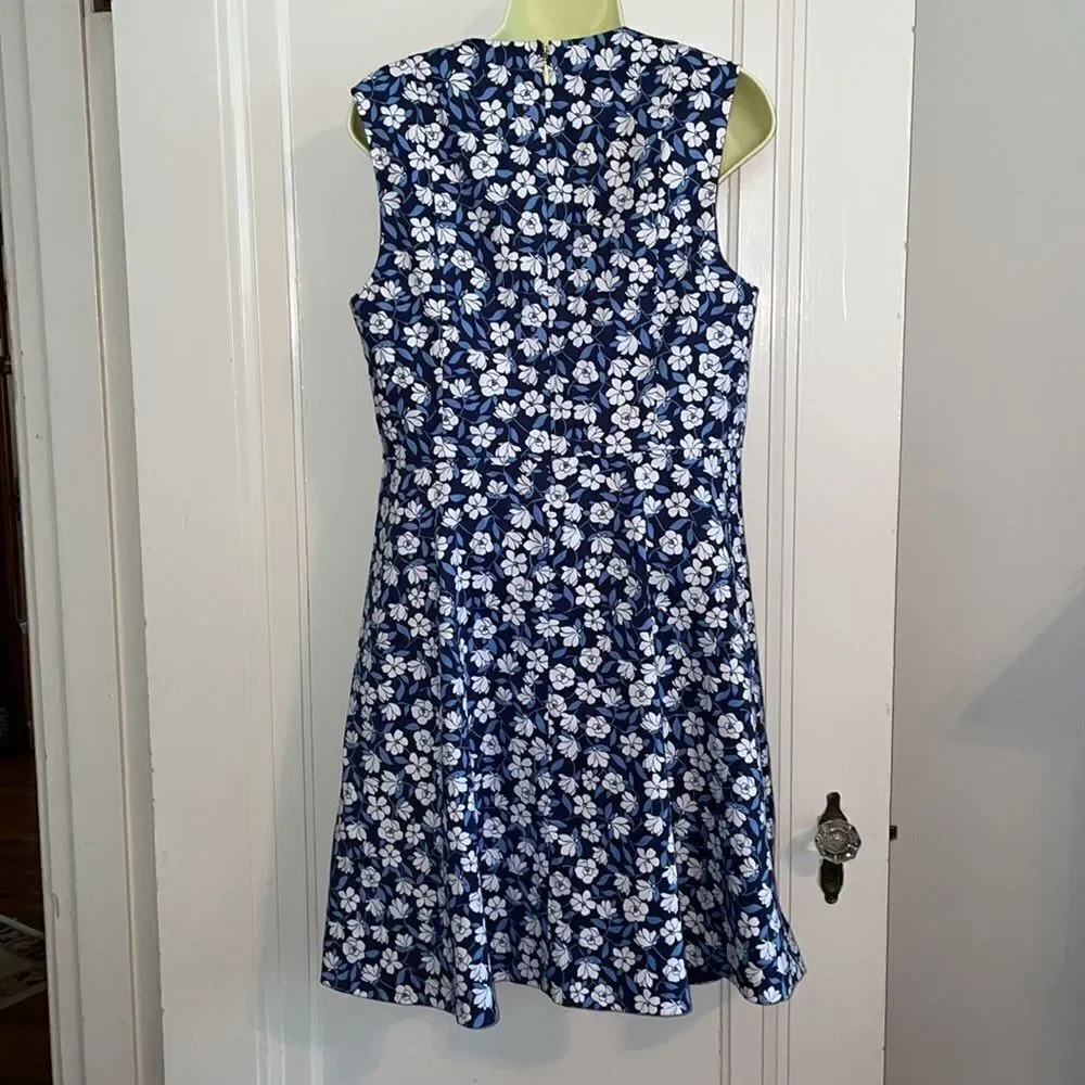 NWT Draper James blue & white floral print sleeveless dress - Picture 4 of 9